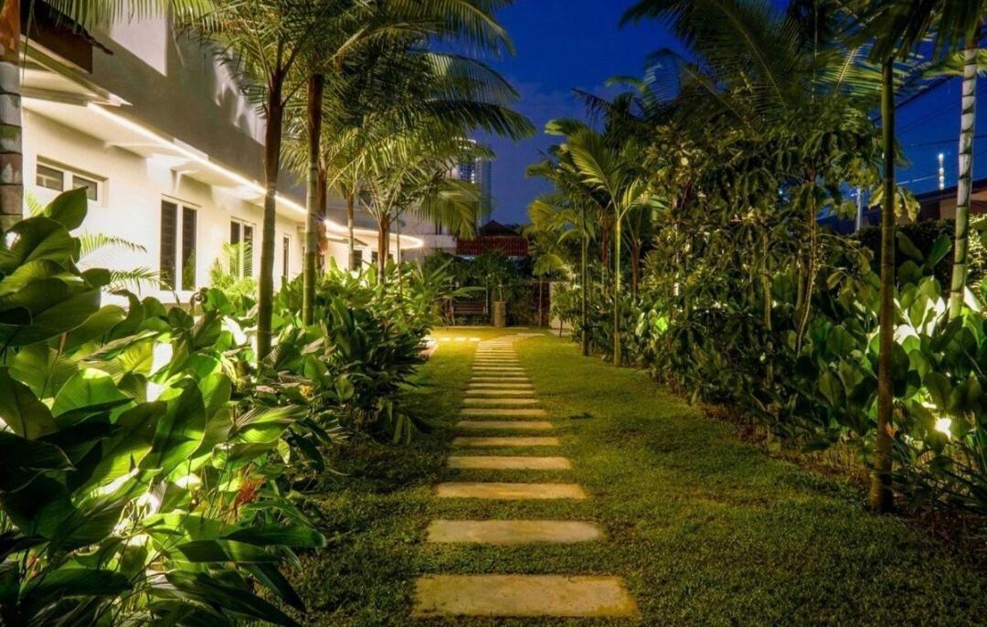 68 Palms 04 L Midvalley L 6 Pax * Kuala Lumpur