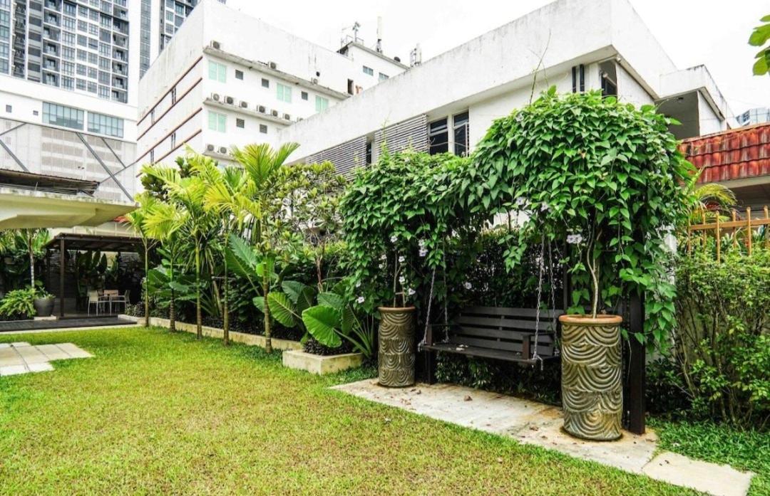 68 Palms 04 L Midvalley L 6 Pax Pangsapuri