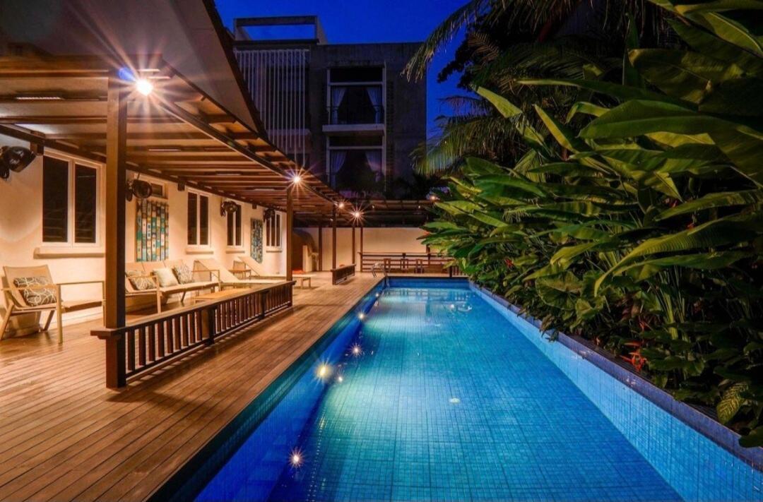 Pangsapuri 68 Palms 04 L Midvalley L 6 Pax