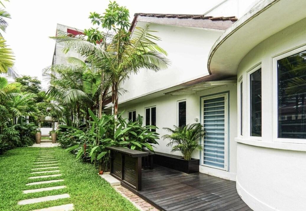 Pangsapuri 68 Palms 04 L Midvalley L 6 Pax *
