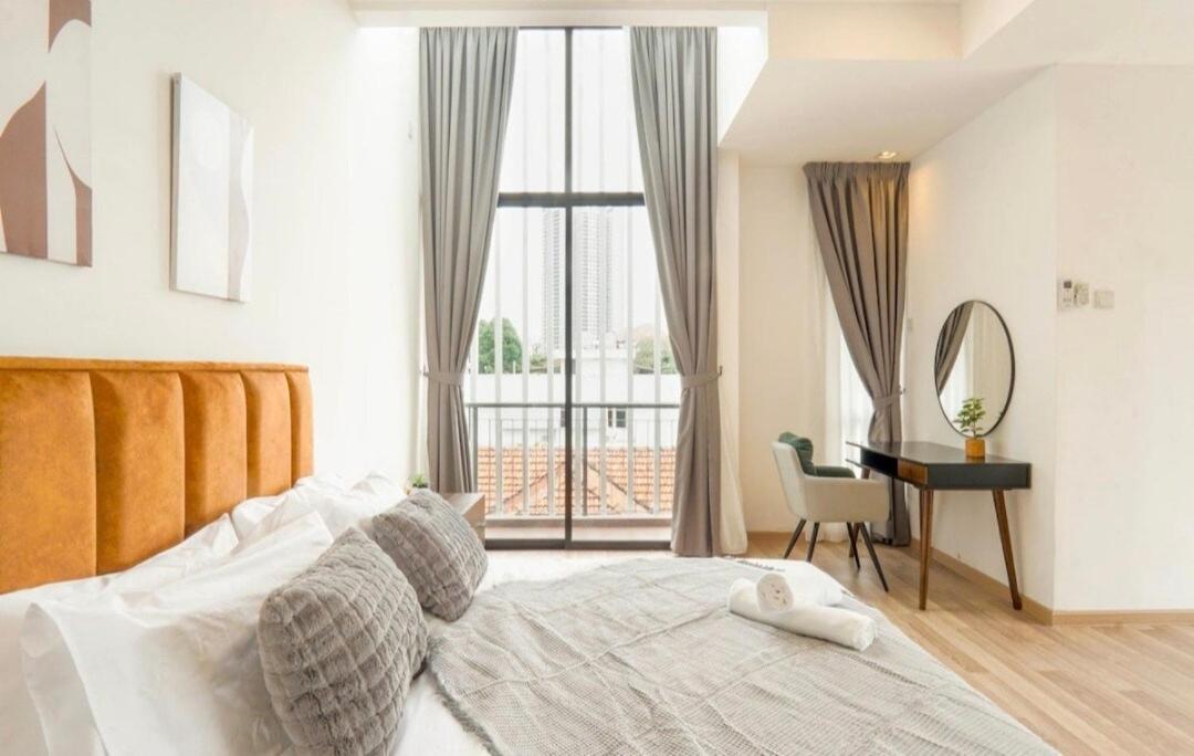 Pangsapuri 68 Palms 04 L Midvalley L 6 Pax