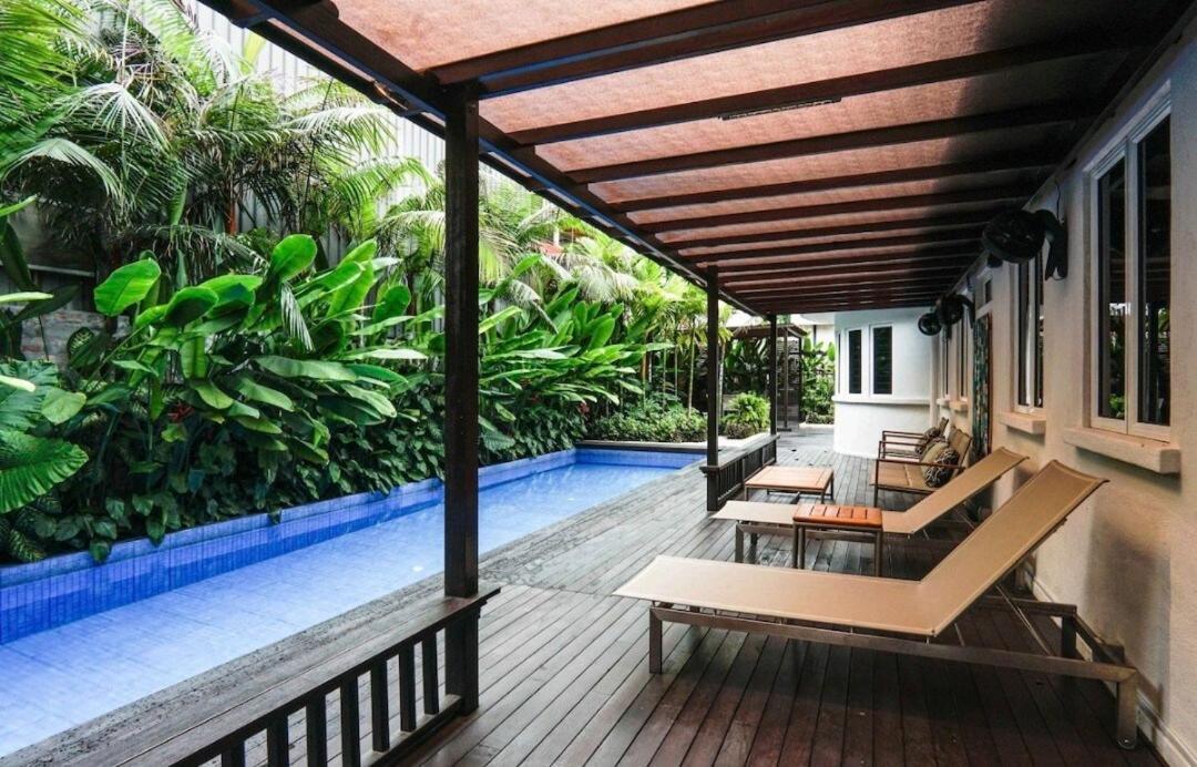 Pangsapuri 68 Palms 04 L Midvalley L 6 Pax *